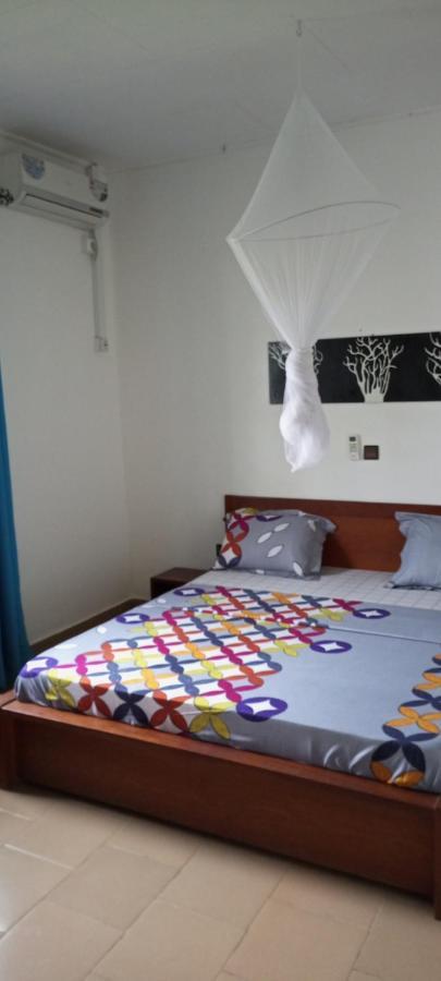 Maison De Vacances Maleh Kribi Esterno foto
